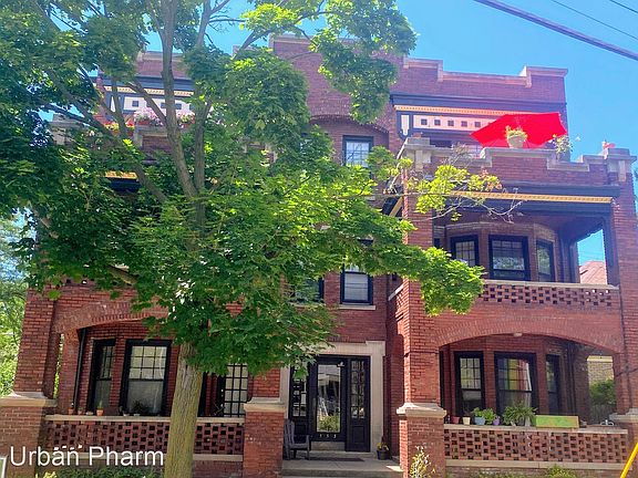 5th image of 353 College Ave SE APT 2
