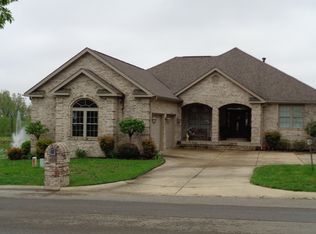 202 Whitman St, Dexter, MO 63841