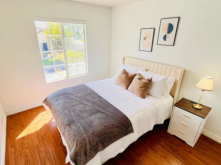 39605 Vanderbilt Ave — Photo 11