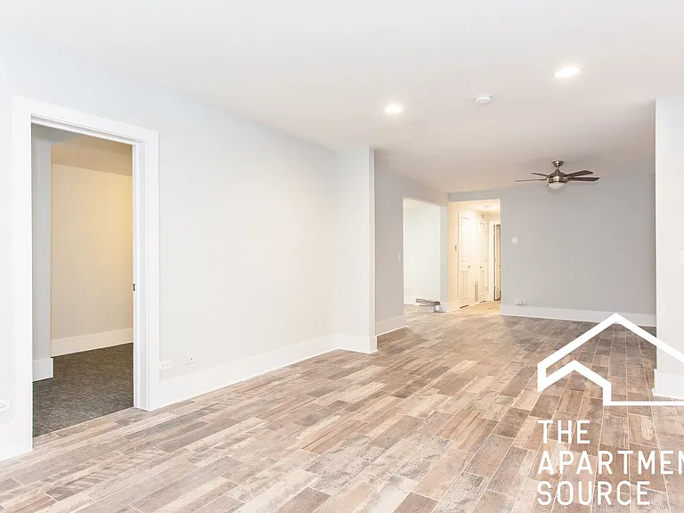 2922 W Logan Blvd #GDN — Photo 6