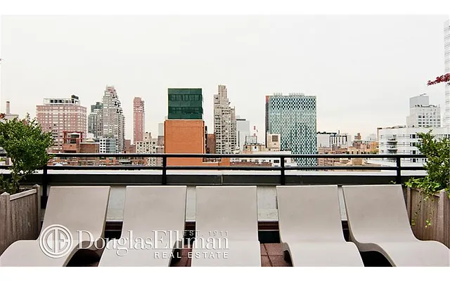 Rented by Douglas Elliman | media 27