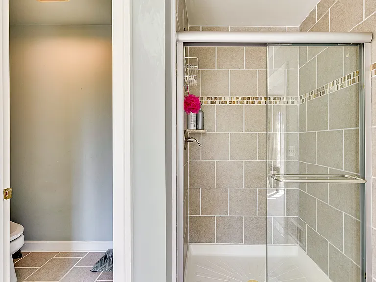 9600 Lagersfield Cir — Photo 13