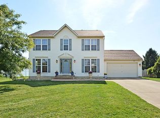 34901 Clear Creek Dr, North Ridgeville, OH 44039