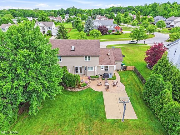 5th image of 1658 Chestnut Trail Dr