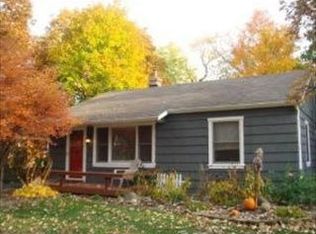 3211 Golfview Rd, McHenry, IL 60050