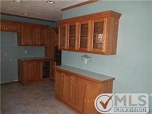 4th image of 2922 Carpenter Ct