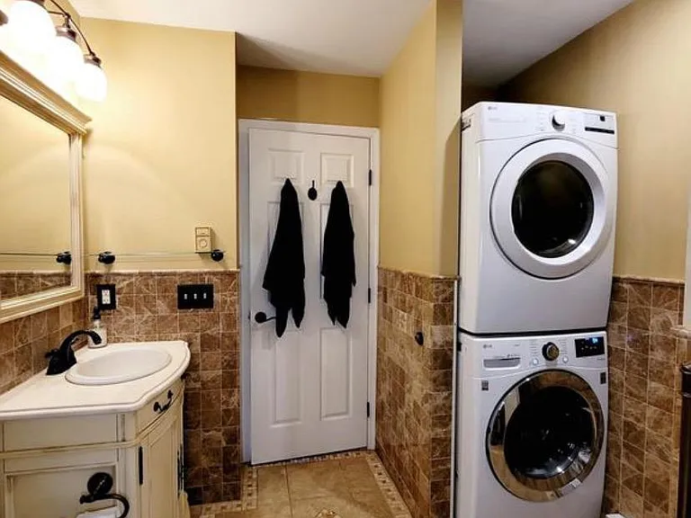 1190 Chickadee Dr — Photo 16