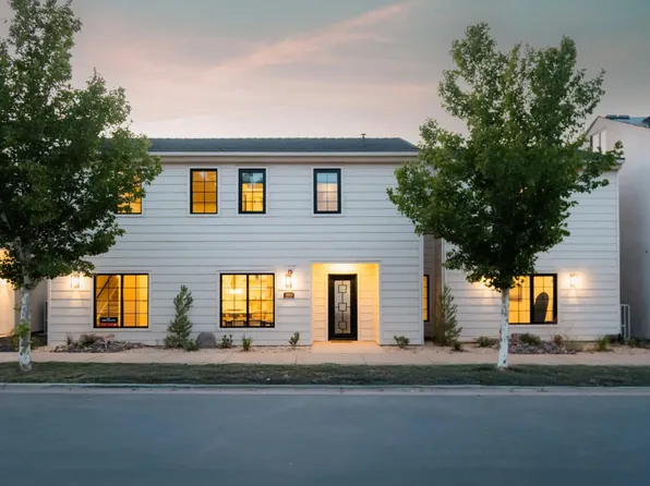 1444 S Regent Park Rd, Hurricane, UT 84737