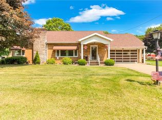 5157 Alliance Rd NW, Malvern, OH 44644