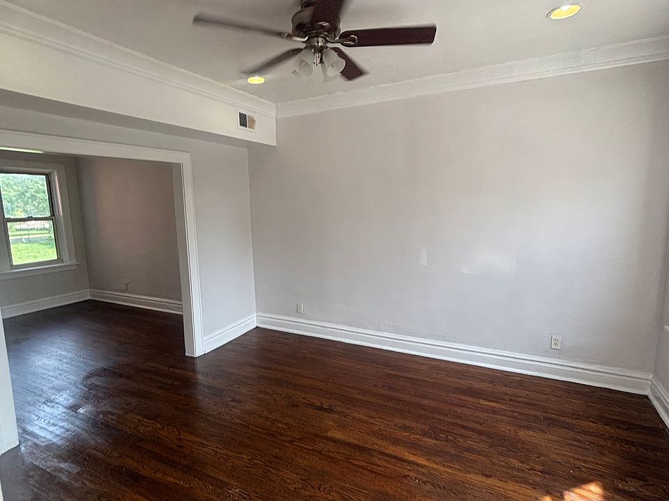 1st image of 1516 S Albany Ave APT 1B