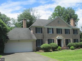 6367 Lynwood Hill Rd, Mc Lean, VA 22101