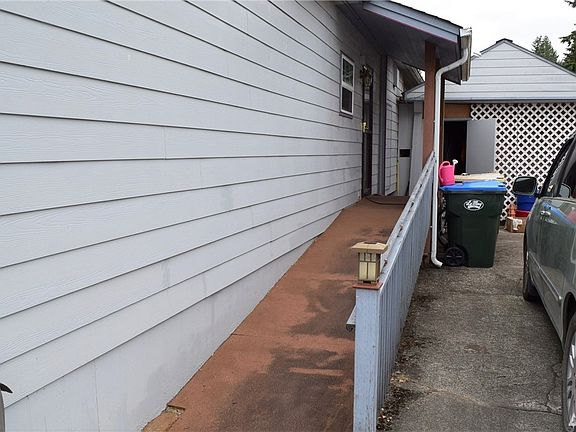 2nd image of 1313 Harrison Ave Trailer 224