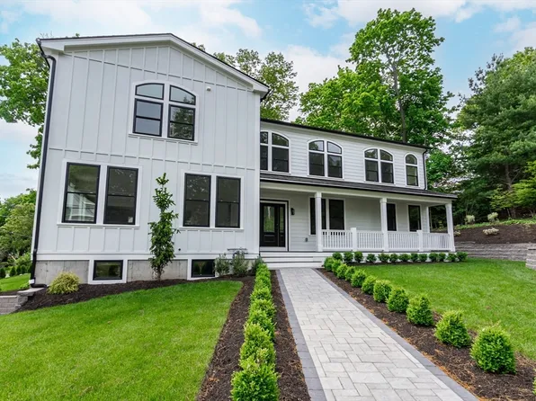 2 Atherton Rd, Winchester, MA 01890