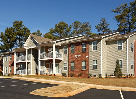 3rd image of 401 Columbiana Dr #73bacabf3
