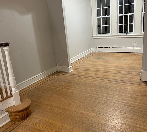 3rd image of 624 Jamestown St