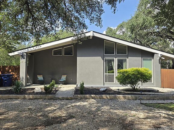 4th image of 8715 Post Oak