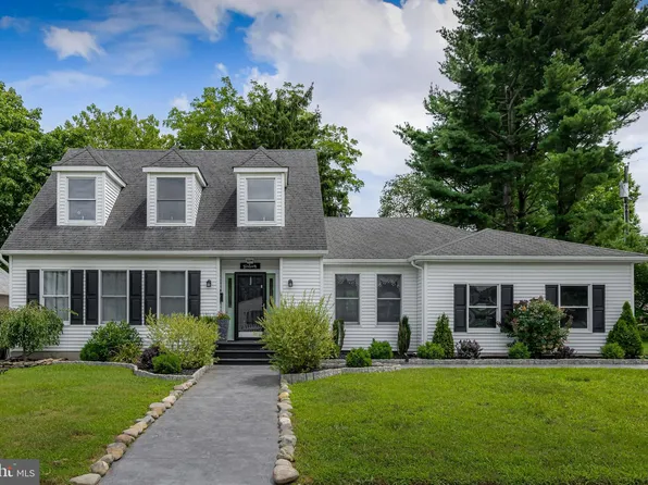 16 Morse Ave, Gibbstown, NJ 08027