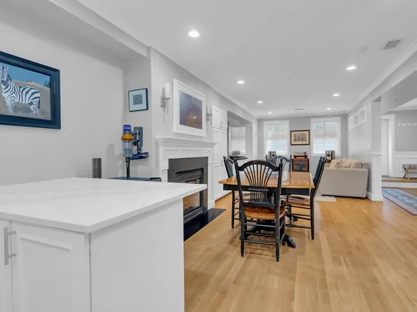 26 Yarmouth St #1, Boston, MA 02116