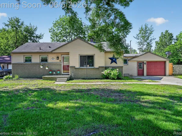 39185 Chase St, Romulus, MI 48174