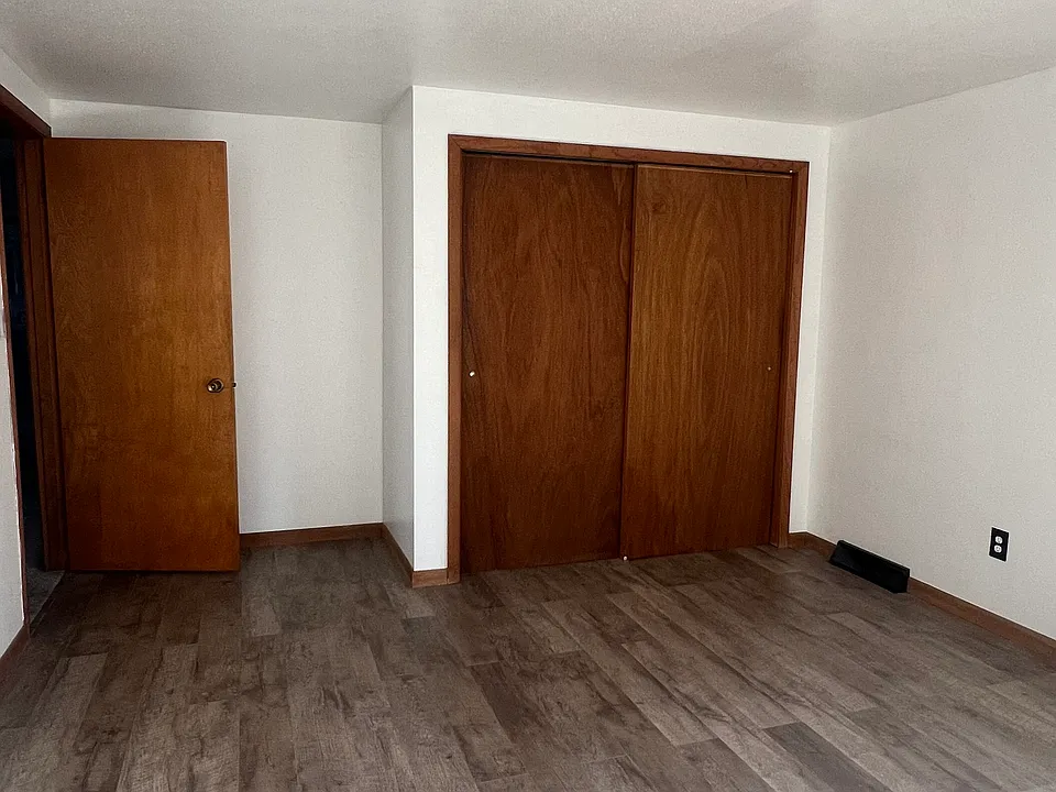 1301 Kennedy Ave #3