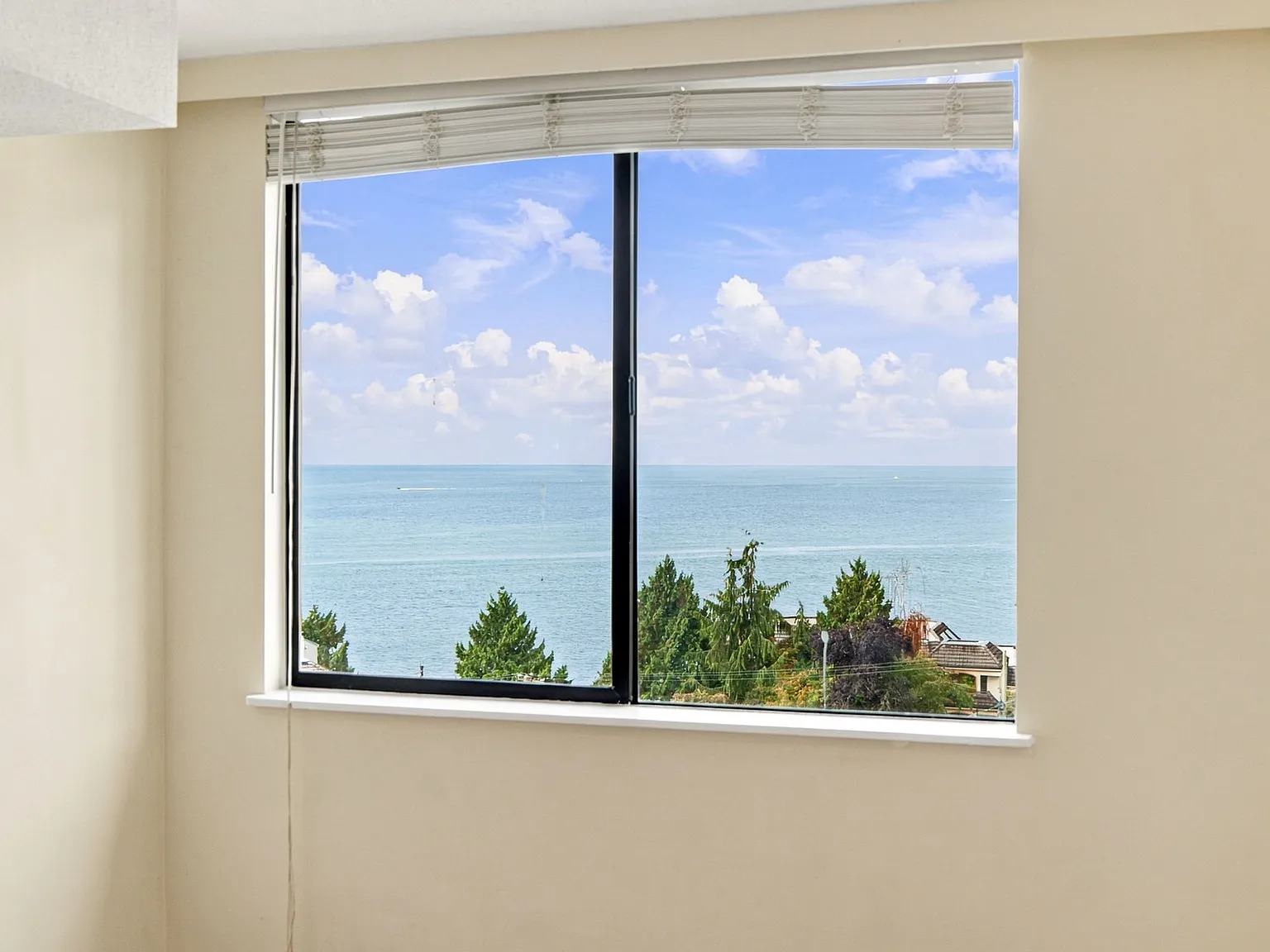 2 bed, 886 sqft, $2,950 — Photo 4