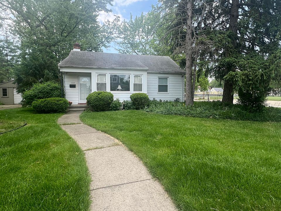 1st image of 2881 Bacon Ave