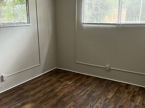 4th image of 128 Gause St #Ii-01
