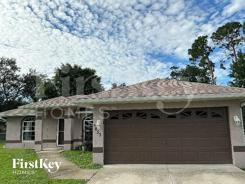4853 Crabapple Ave