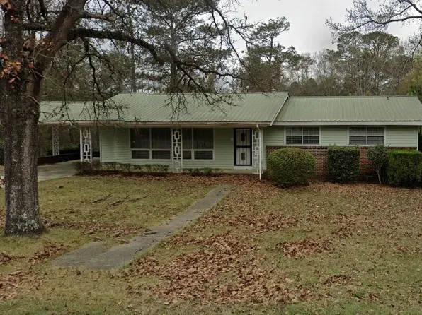 303 Bibb St, Tuskegee Institute, AL 36088