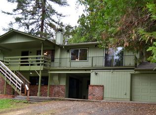 635 Ewe Creek Rd, Grants Pass, OR 97526