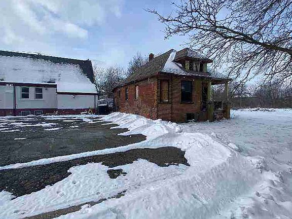 6319 Van Court