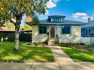 1464 Sheldon St, Saint Paul, MN 55108