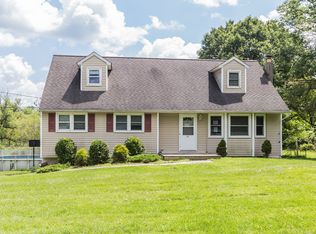 41 Davis Rd, Branchville, NJ 07826