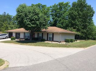 102 Bow Hunter Rd, Charleston, WV 25314