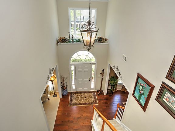 4th image of 102 Bradshaw Park Dr