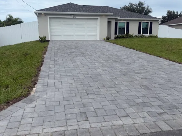 2916 NE 3rd Ave, Cape Coral, FL 33909
