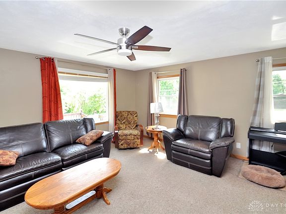 3rd image of 5489 Eastnol Blvd