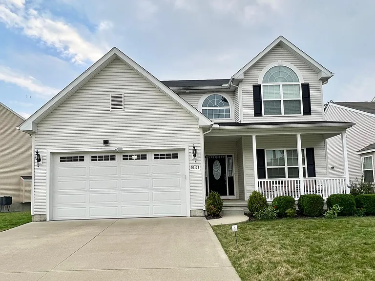 10454 Dogwood Dr — Photo 1