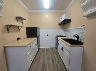 725 Broadway St, Galveston, TX 77550