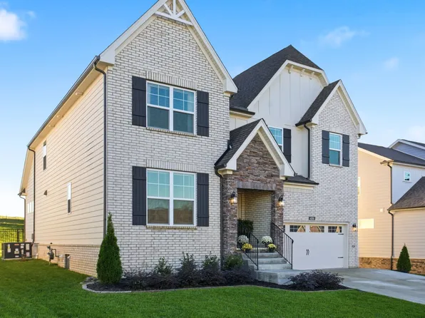 428 Van Conder Pl, Hendersonville, TN 37075