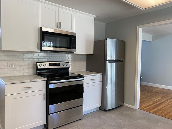 3rd image of 13728 115th Ave NE