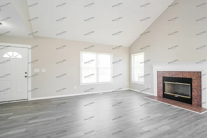 5224 Victoria St — Photo 6