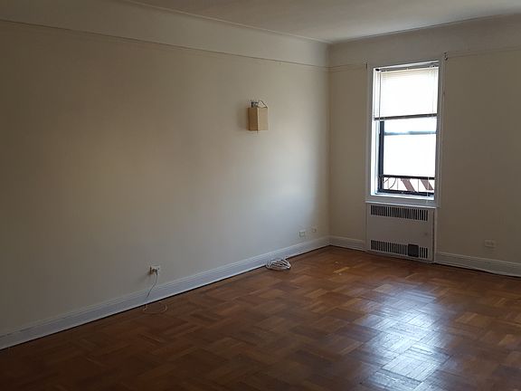 Main room is 13 by 20 feet