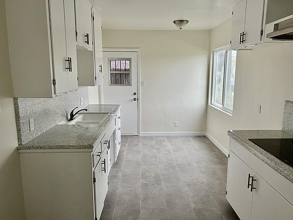 3rd image of 2106 E Chapman Ave #A