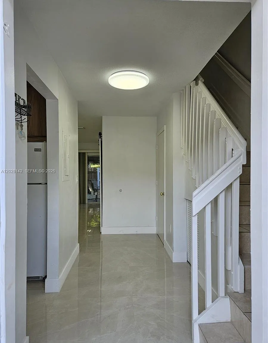 Bristol At Kendall Condo — Photo 4