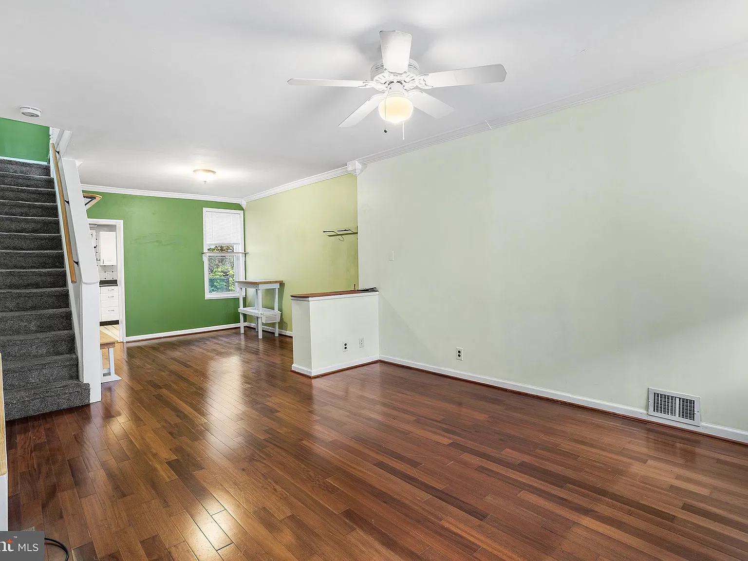 2 bed, 1.0 bath, 1016 sqft, $1,700 — Photo 1