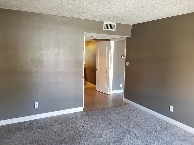 1515 E Reno Ave #A103 — Photo 16