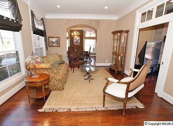 4th image of 4825 Cove Creek Dr SE
