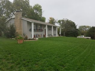 429 Shelle Rd, Manhattan, KS 66502