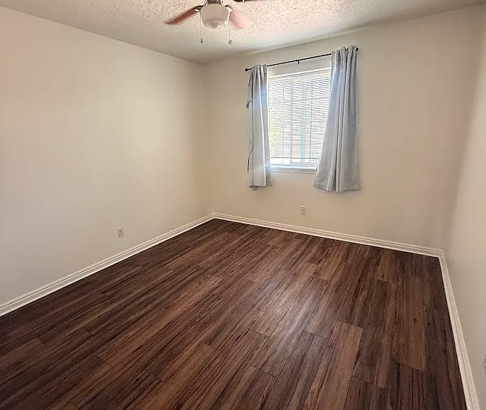 253 Colonial Way — Photo 31